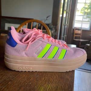 Pink women’s adidas VL court bold platform sneakers gum bottom shoes size 7